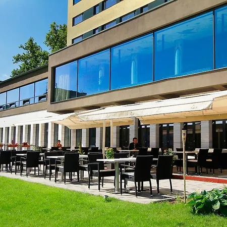 优思明科希策酒店 科希策