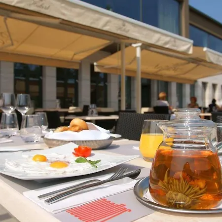 Hotel Yasmin 4*