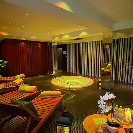 优思明科希策酒店 酒店 科希策