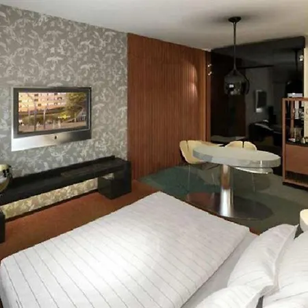야스민 4*